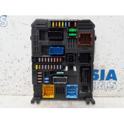 Citroen - C4 Cactus - Fuse box