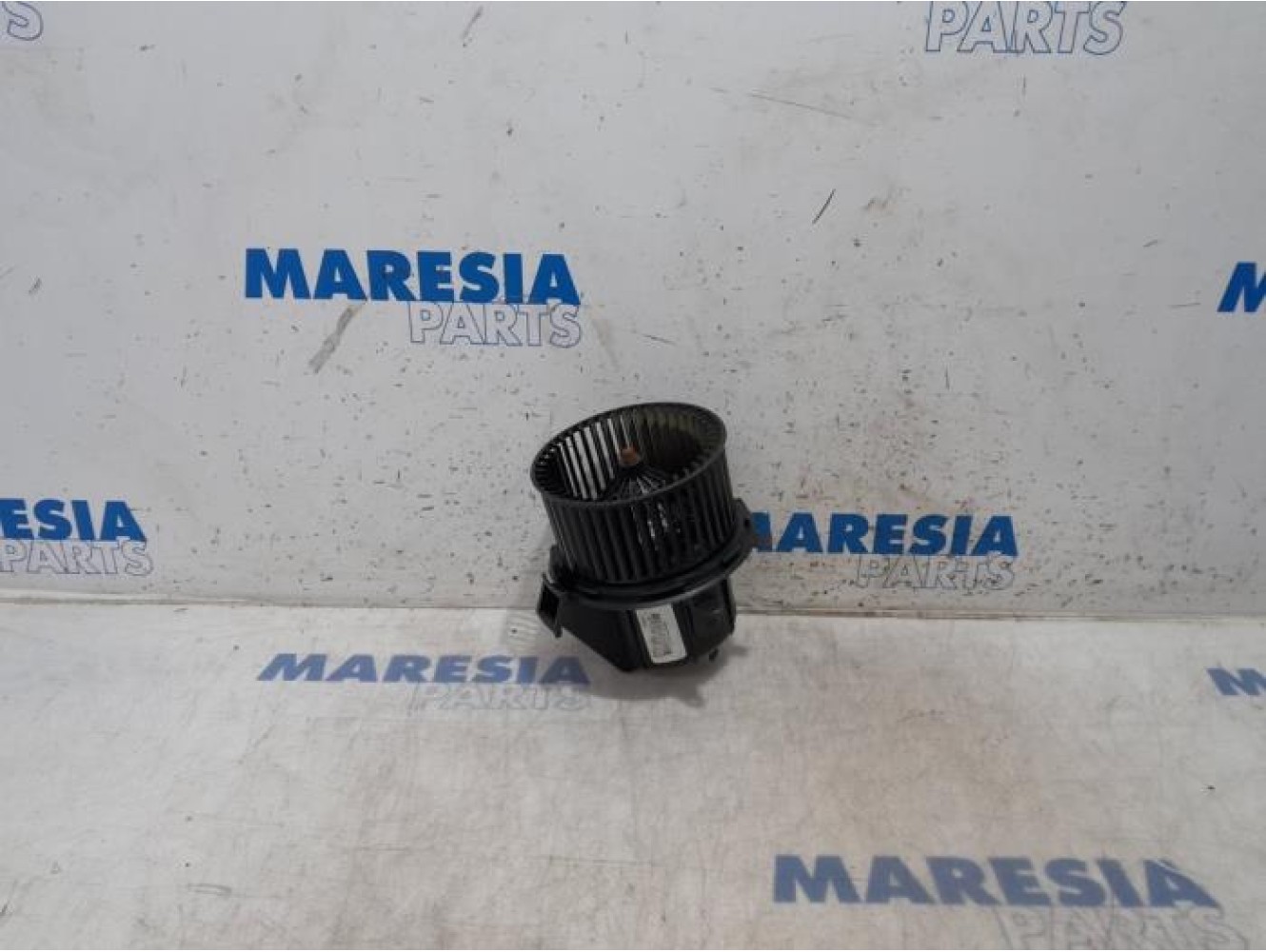 Citroen - C4 Cactus - Heating and ventilation fan motor