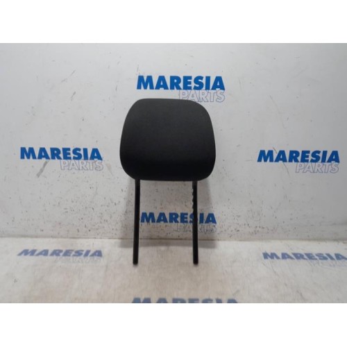 Citroen - C4 Cactus - Headrest