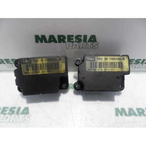 Renault - Megane - Heater valve motor