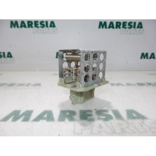 Peugeot - 206 - Heater resistor
