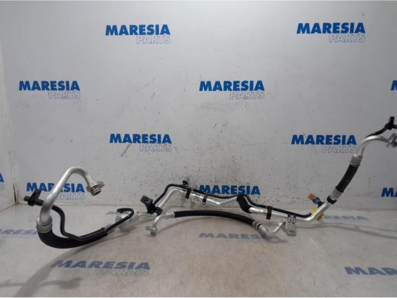 Peugeot - 208 - Air conditioning line