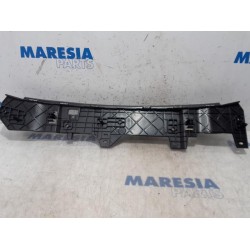 Peugeot - 208 - Rear bumper bracket central