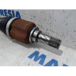 Renault - Clio - Front drive shaft, left
