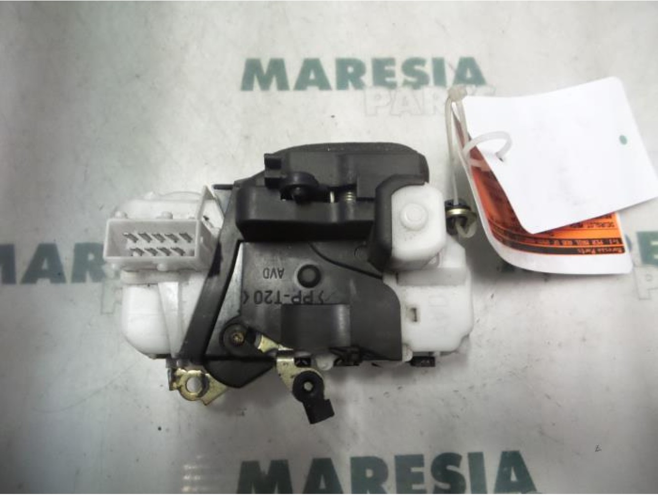 Peugeot - 607 - Front door lock mechanism 4-door, right