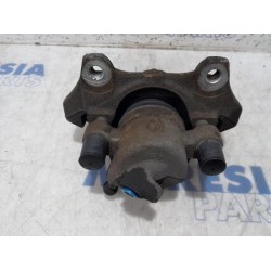 Renault - Clio - Front brake calliper, right