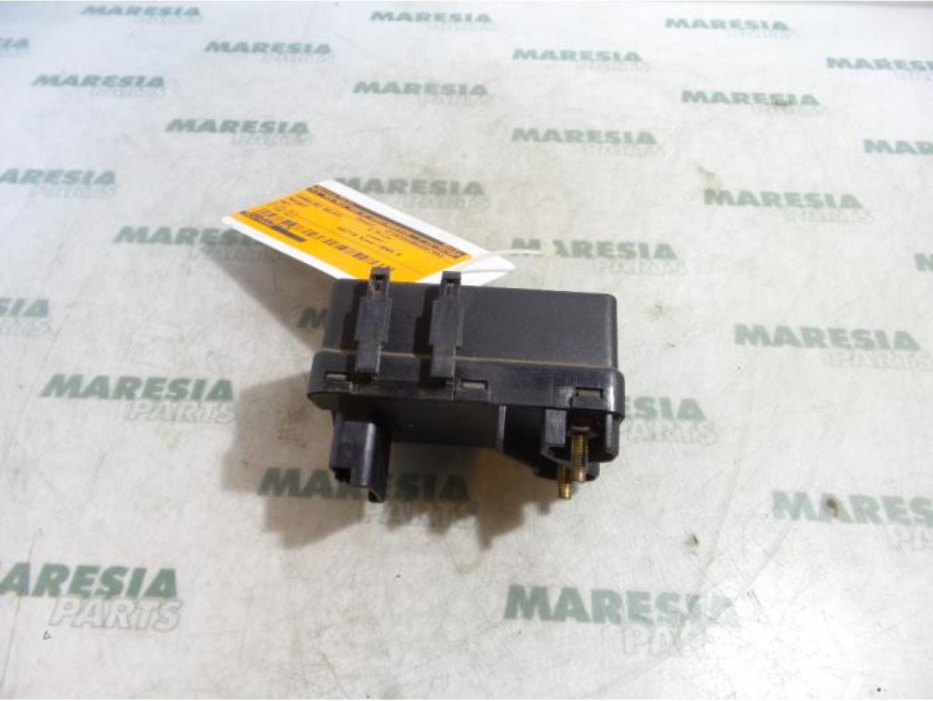 Peugeot - 607 - Glow plug relay