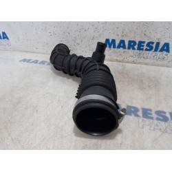 Renault - Clio - Air intake hose