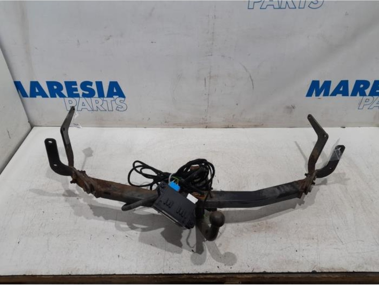 Citroen - C4 Grand Picasso - Towbar
