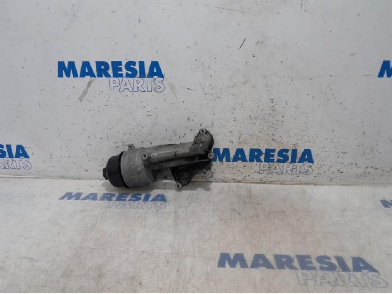 Peugeot - 308 - Oil filter holder