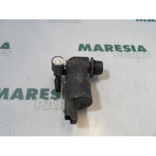 Peugeot - 207 - Scheibensprüherpumpe vorne