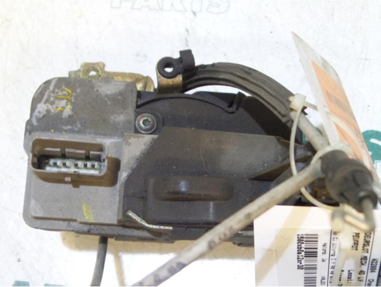 Peugeot - 307 - Door lock mechanism 4-door, front left