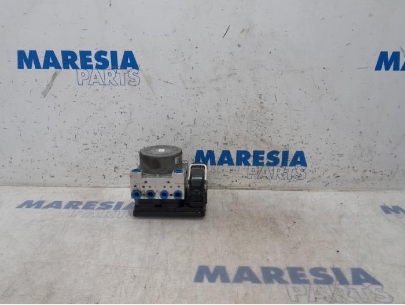 Peugeot - 208 - ABS pump
