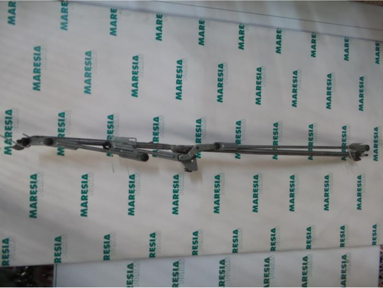 Peugeot - 307 - Wiper mechanism