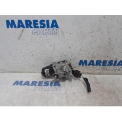 Peugeot - 208 - Front wiper motor