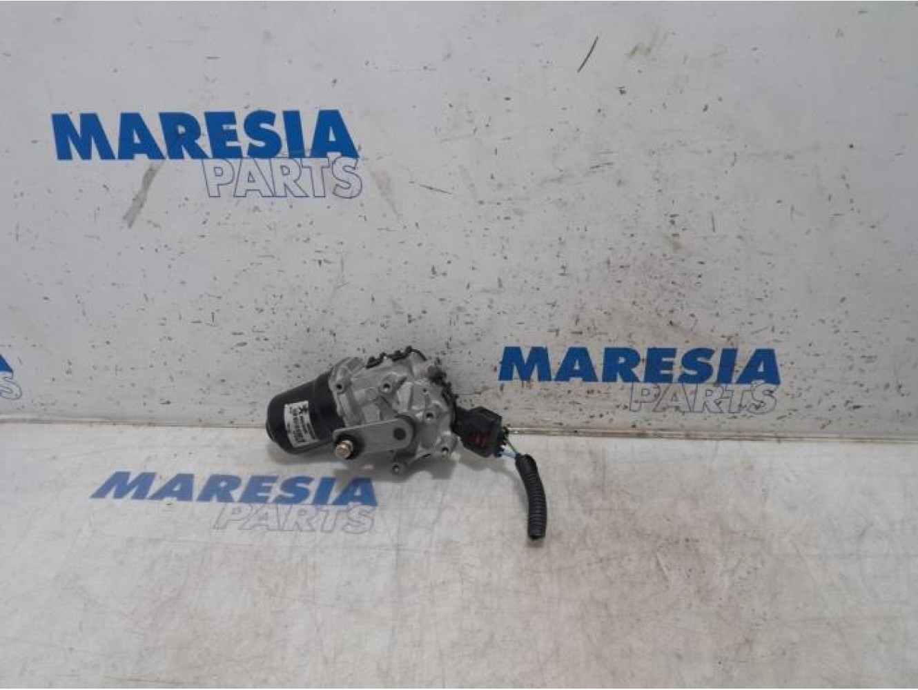 Peugeot - 208 - Front wiper motor