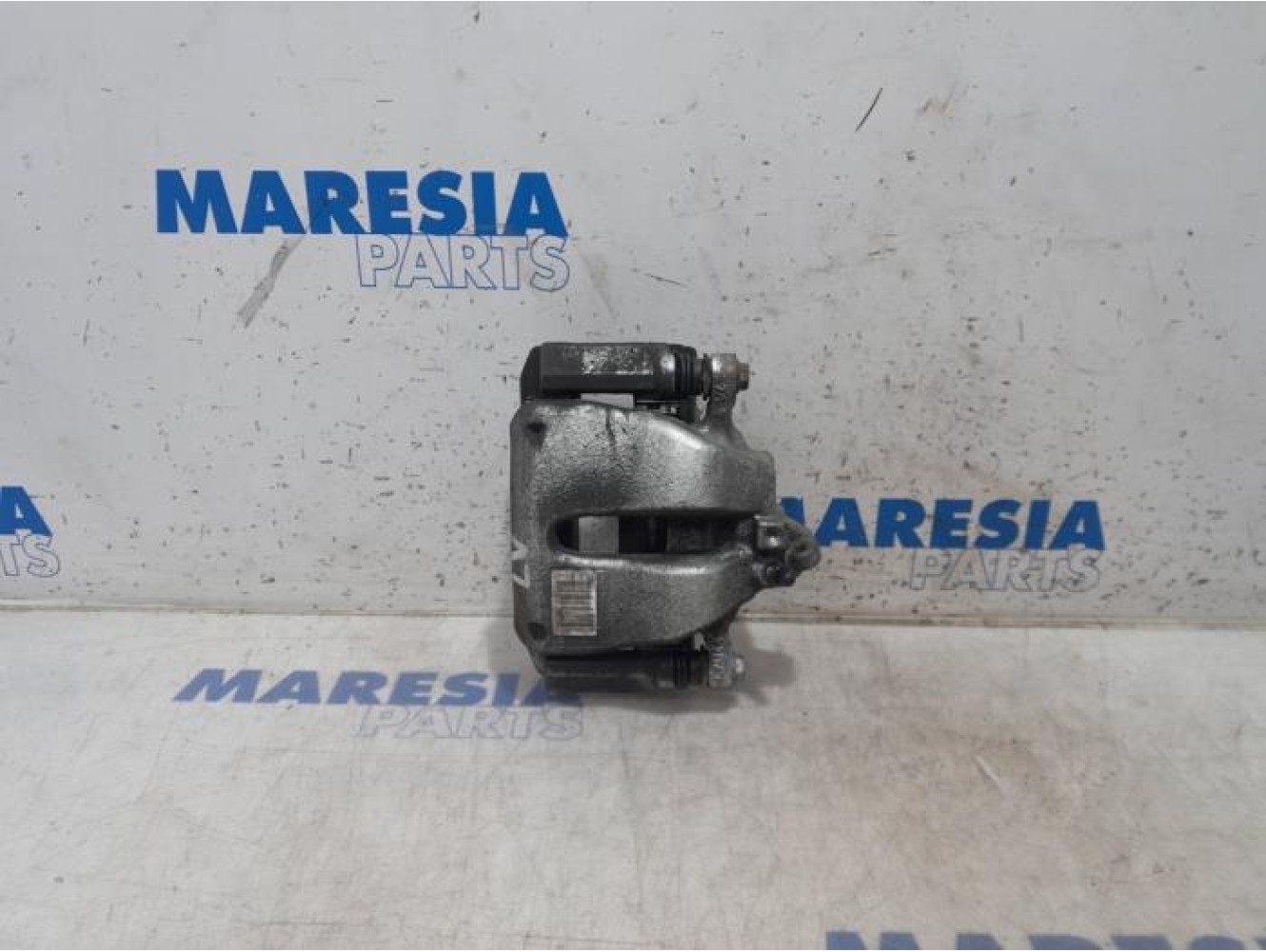 Peugeot - 208 - Front brake calliper, left