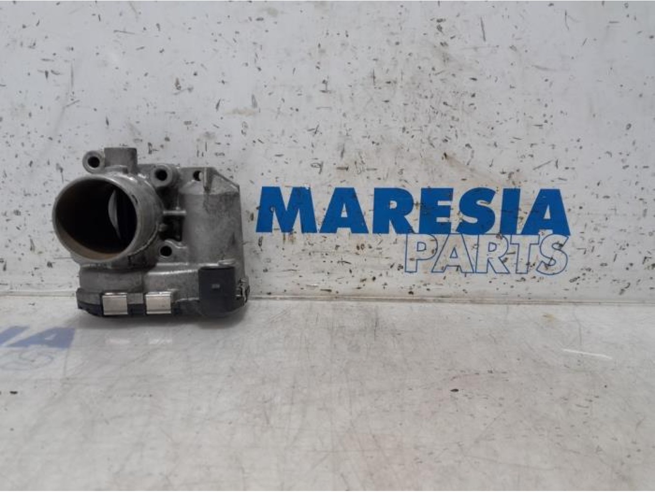 Renault - Laguna - Throttle body