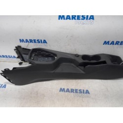 Peugeot - 208 - Middle console