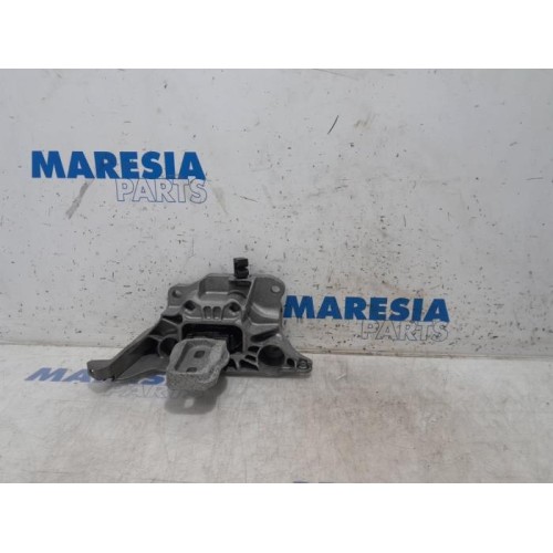 Peugeot - 208 - Support moteur
