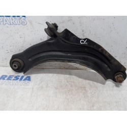 Renault - Clio - Front lower wishbone, right