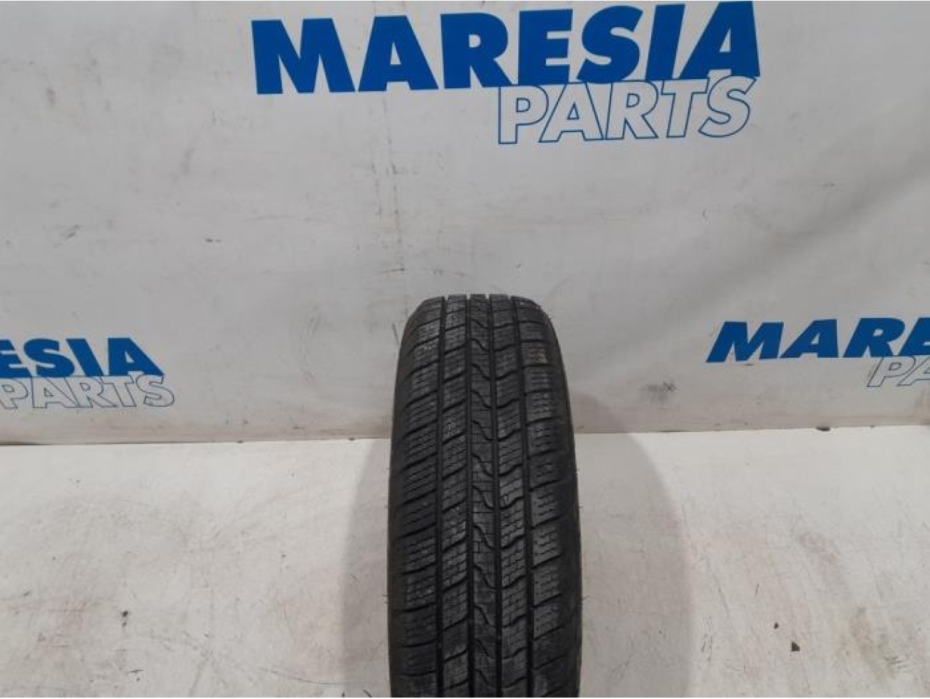 Peugeot - 208 - Tyre