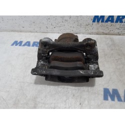 Renault - Clio - Front brake calliper, left