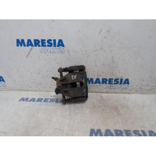 Renault - Clio - Front brake calliper, left