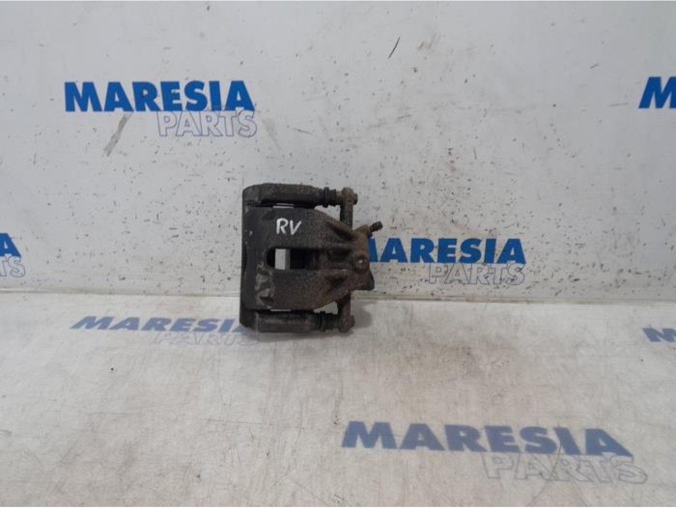 Renault - Clio - Front brake calliper, right