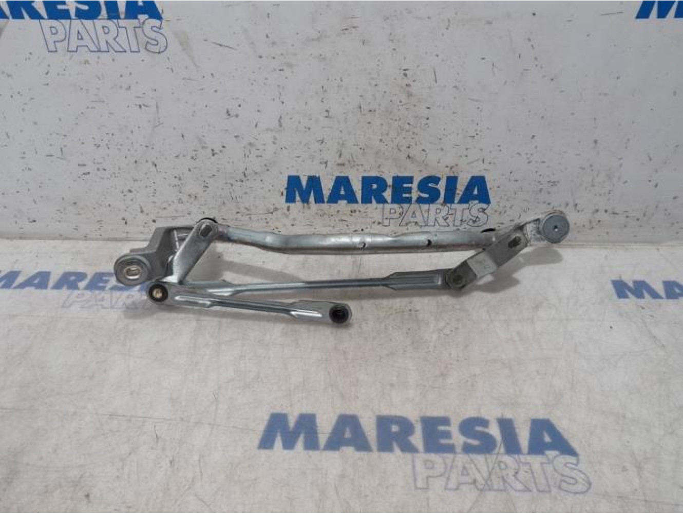 Renault - Clio - Wiper mechanism