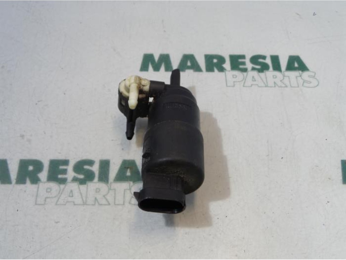 Renault - Kangoo - Windscreen washer pump