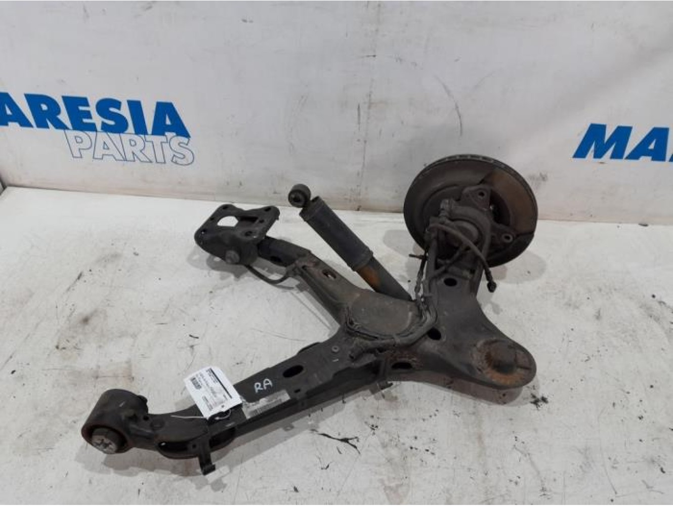 Opel - Vivaro - Rear wishbone, right