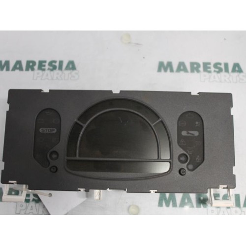 Renault - Modus - Instrument panel