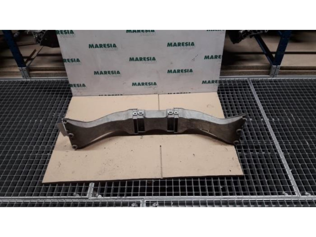 Alfa Romeo - 156 - Rear support beam