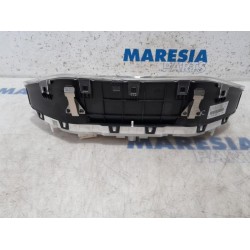 Peugeot - 208 - Instrument panel