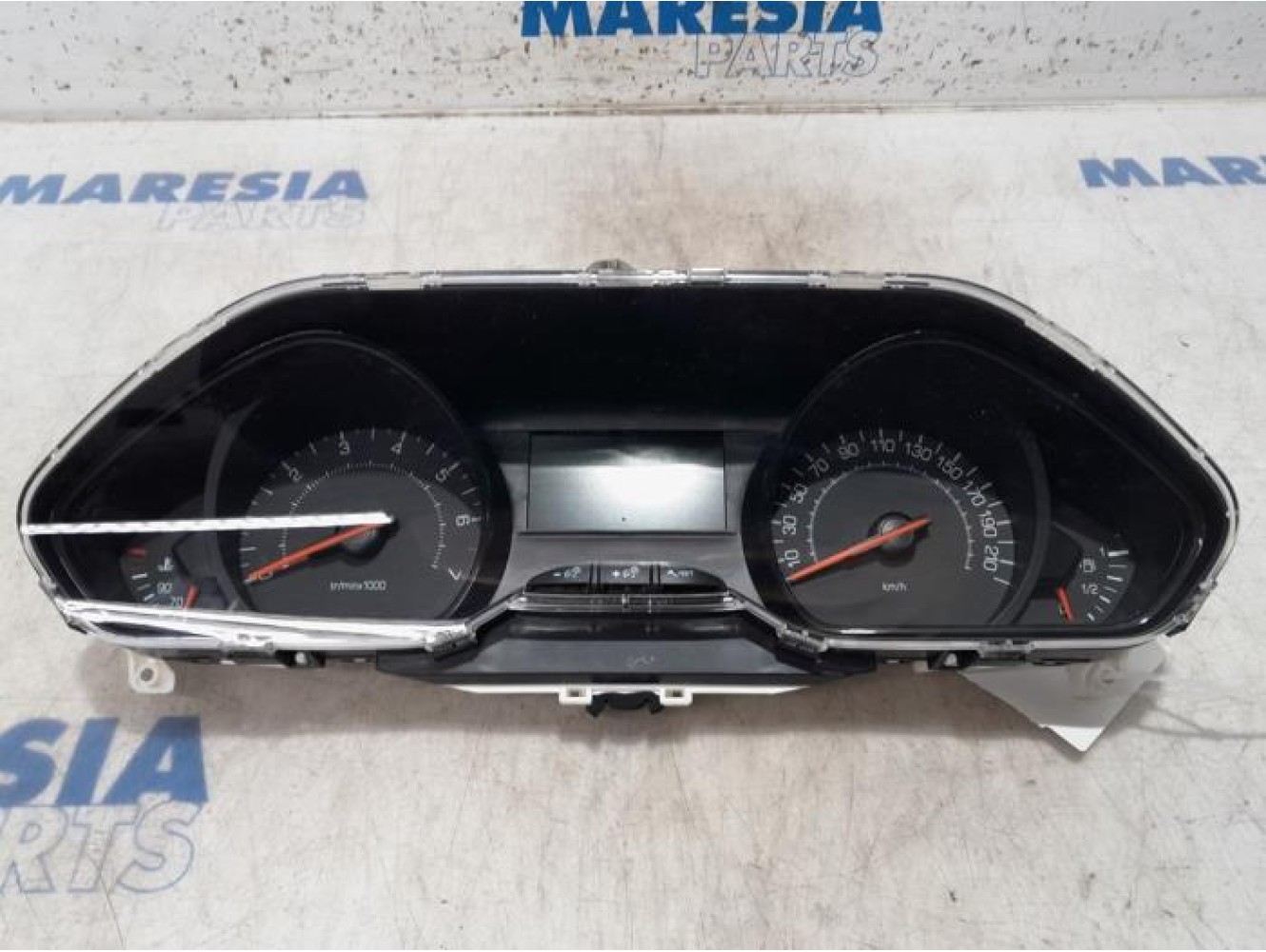 Peugeot - 208 - Instrument panel