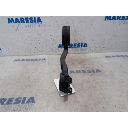 Peugeot - 208 - Gaspedaalpositie Sensor