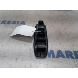 Peugeot - 208 - Multi-functional window switch