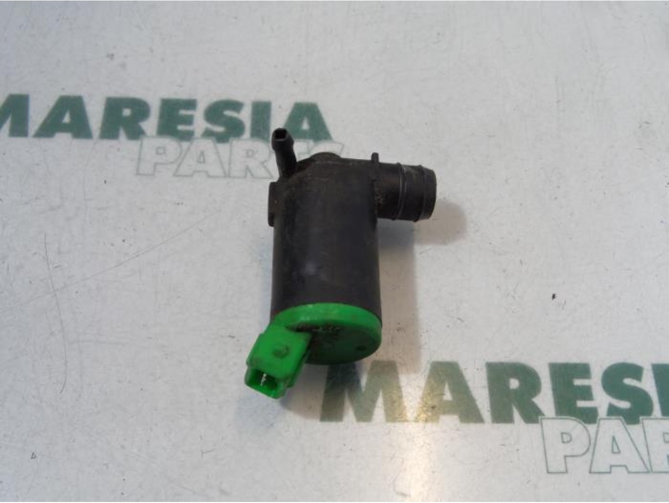 Peugeot - 406 - Scheibensprüherpumpe vorne