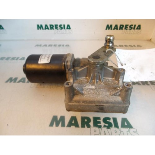 Citroen - C4 - Front wiper motor