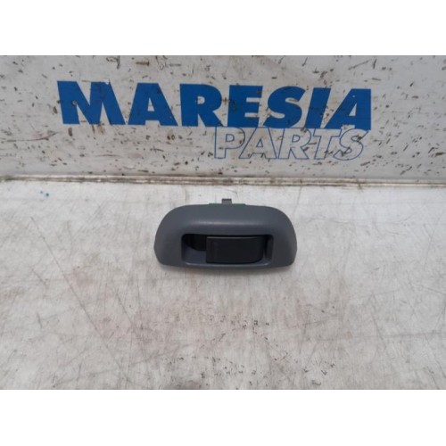 Citroen - C1 - Multi-functional window switch