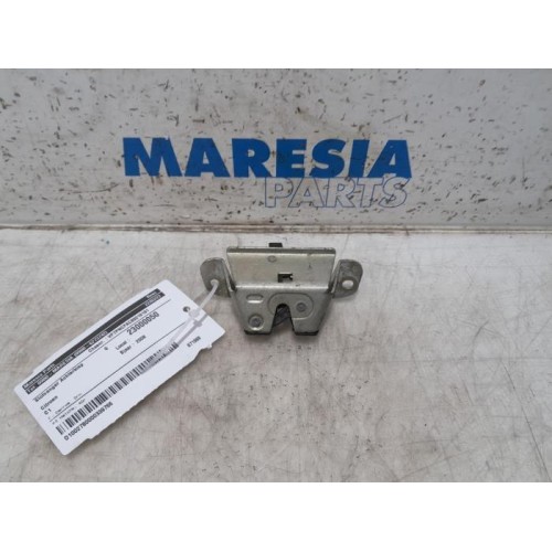 Citroen - C1 - Tailgate lock stop
