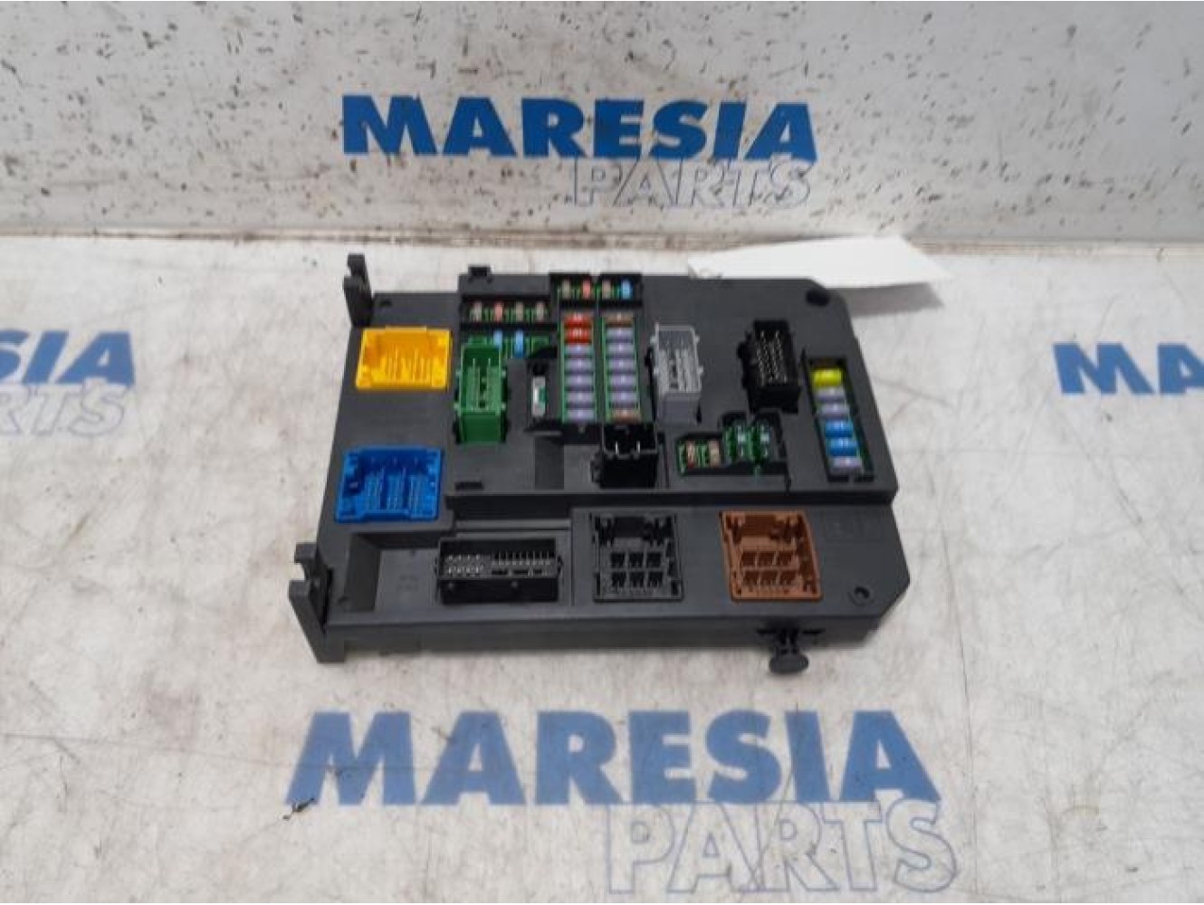 Peugeot - 508 - Fuse box