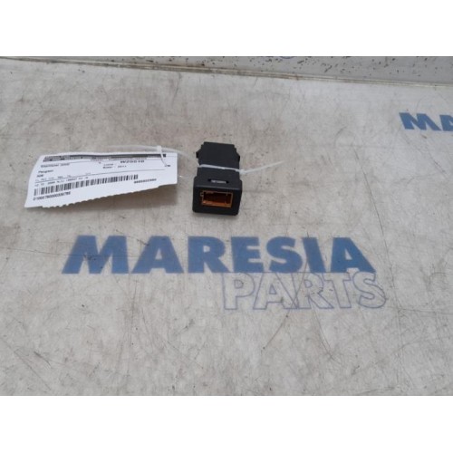 Peugeot - 508 - Card reader (lock)