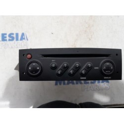 Renault - Clio - Radio CD player
