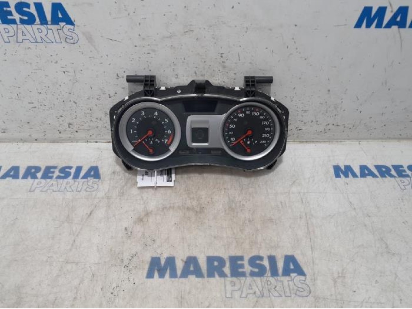 Renault - Clio - Instrument panel