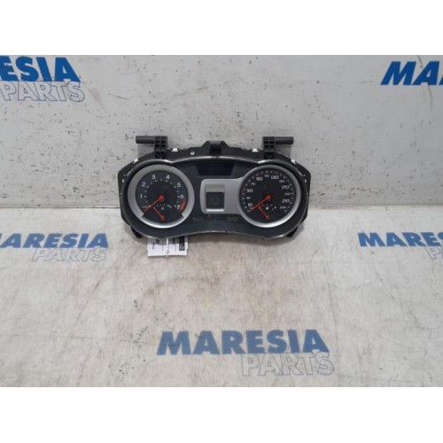 Renault - Clio - Instrument panel