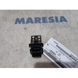 Renault - Clio - Cooling fan resistor