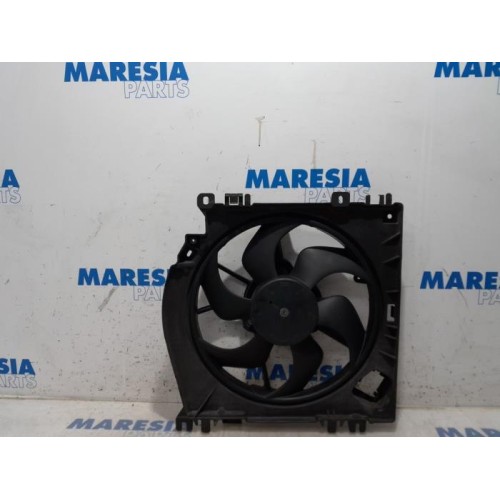 Renault - Clio - Fan motor
