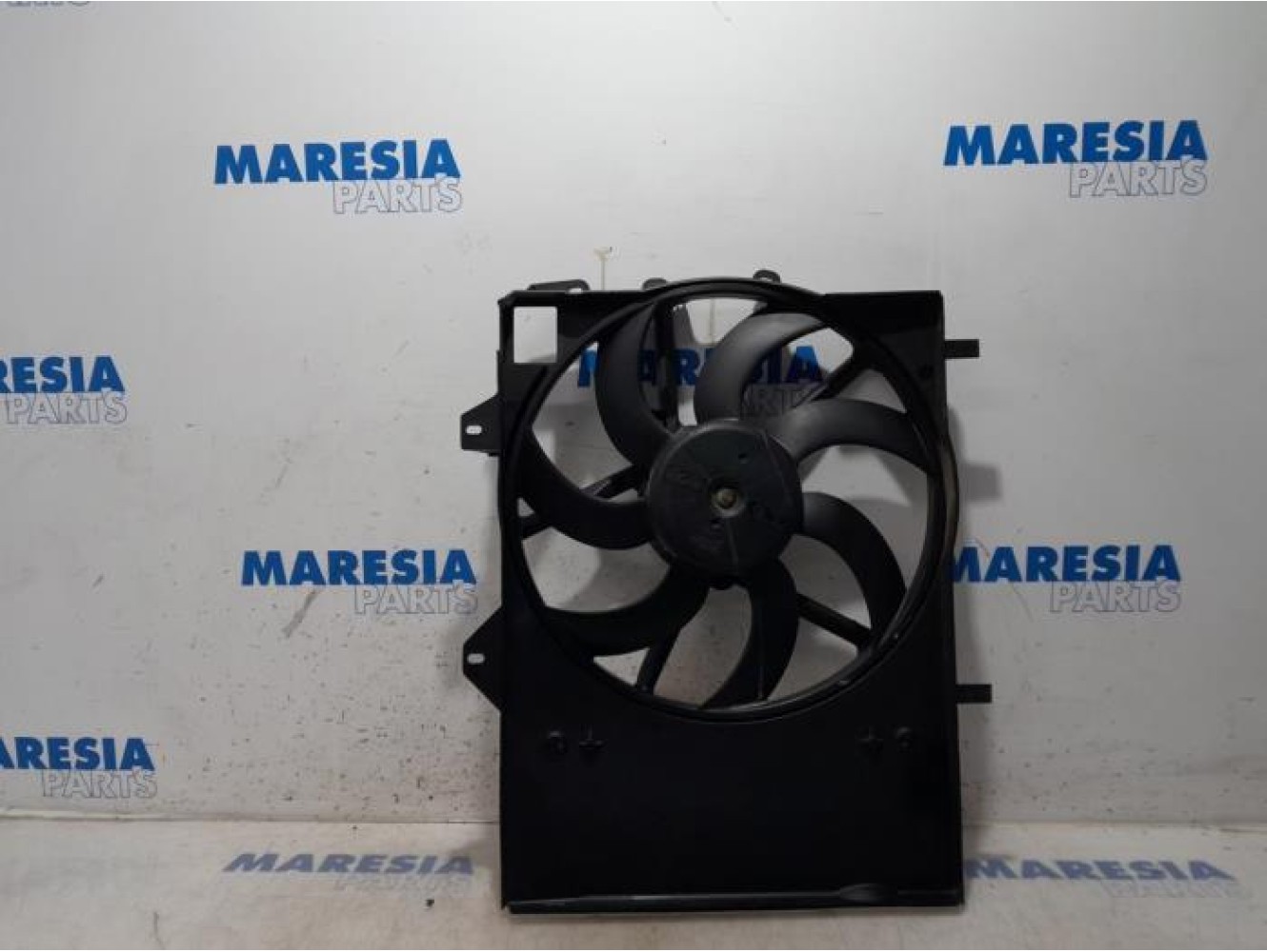 Citroen - C4 Cactus - Fan motor